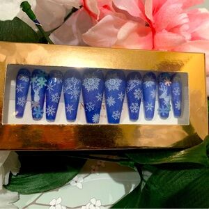 Nail Art & Co. Boutique: Blue Winter